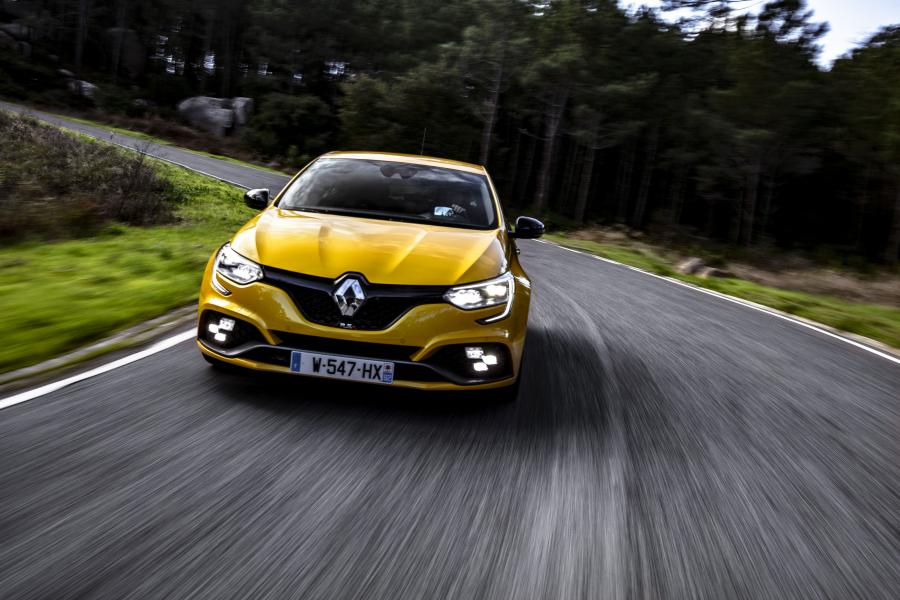  Renault Megane R.S. Trophy 2018 года  (WW) (фото 49 из 65)